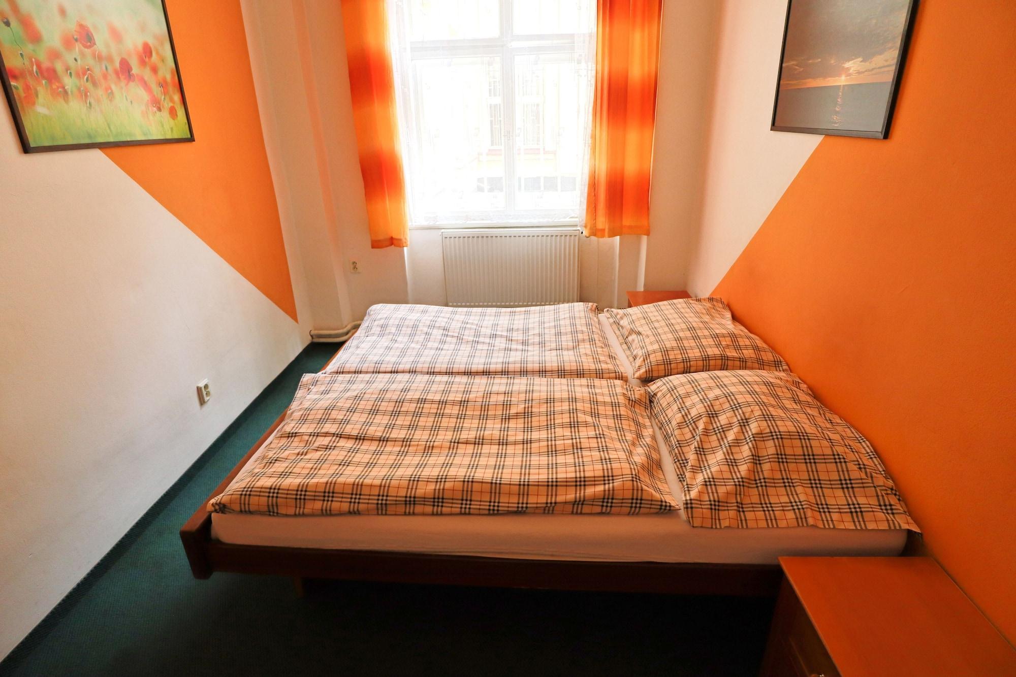 A Plus Hostel - Centrum Praga Exterior foto